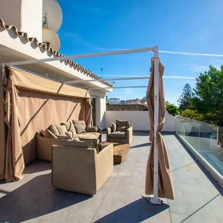 Welcoming Chalet In With Pool And Air Conditioning *