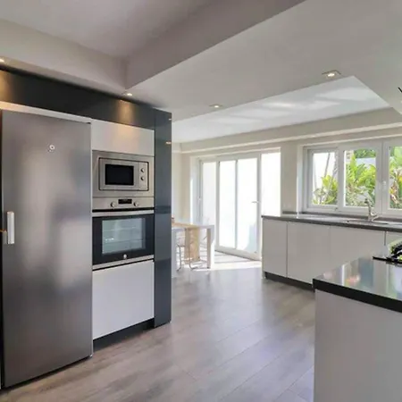 Welcoming Chalet In With Pool And Air Conditioning Chalet *