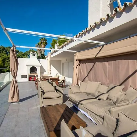 Chalet Welcoming Chalet In With Pool And Air Conditioning