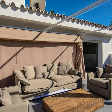 Welcoming Chalet In With Pool And Air Conditioning Chalet *